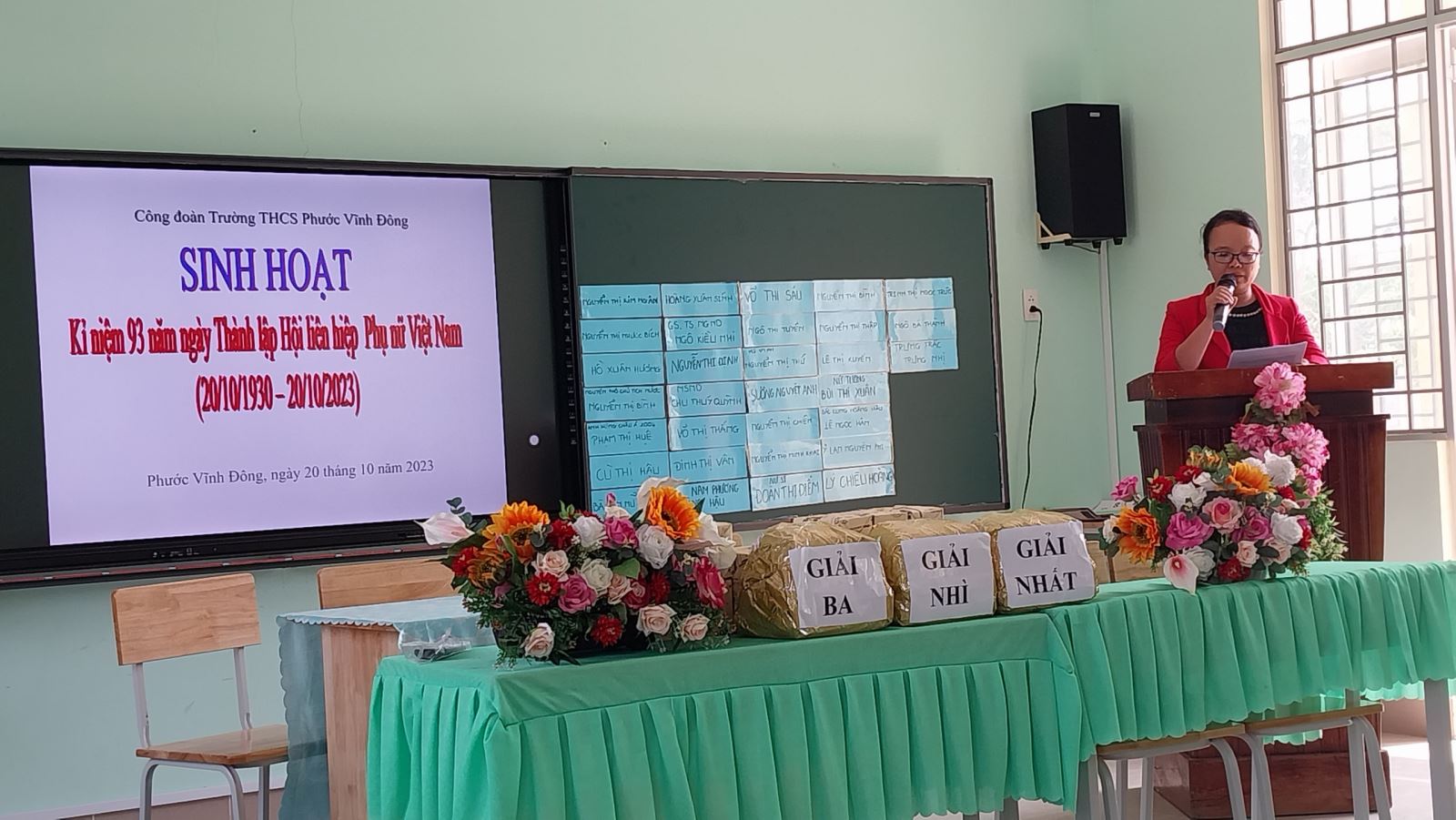 Cô Hồ Thị Mỹ Thiện-Thay mặt Ban chấp hành Công đoàn ôn lại truyền thống ngày Phụ nữ Việt Nam(20/10)